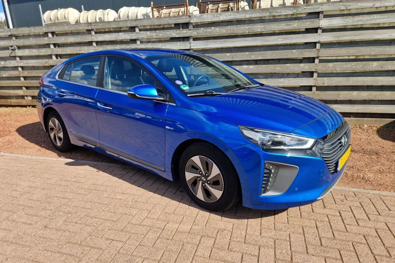 Hyundai Ioniq (2017)