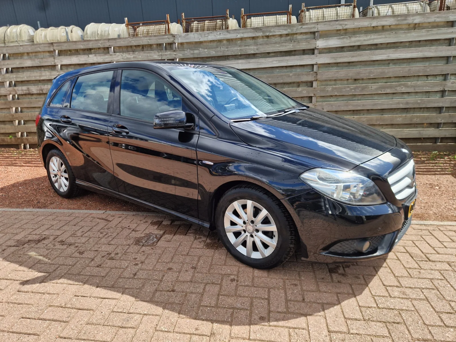 Mercedes-Benz B-Klasse (2012) — foto 1
