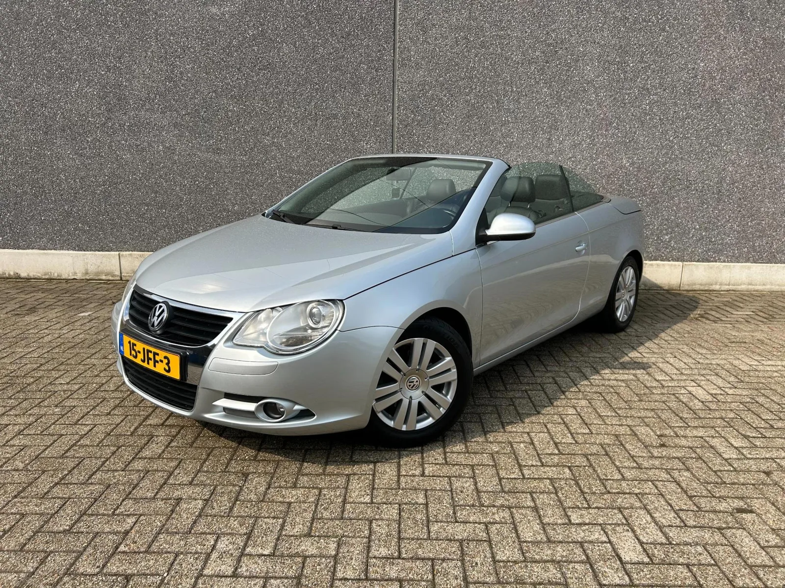 Volkswagen Eos (2009) — foto 1
