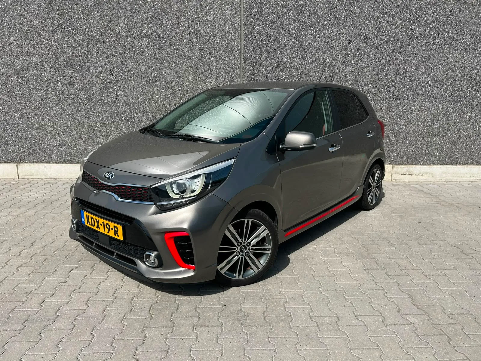 Kia Picanto (2017) — foto 1