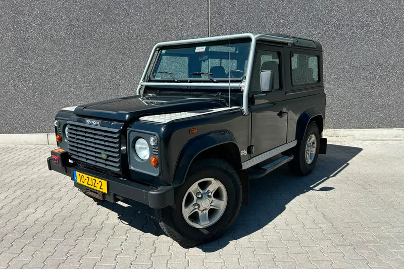 Land Rover Defender (2003)