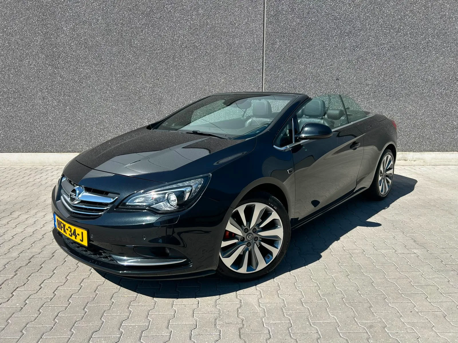 Opel Cascada (2016) — foto 1
