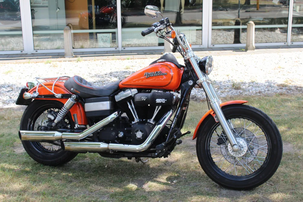 Harley-Davidson Dyna Street BOB (2010) — foto 1
