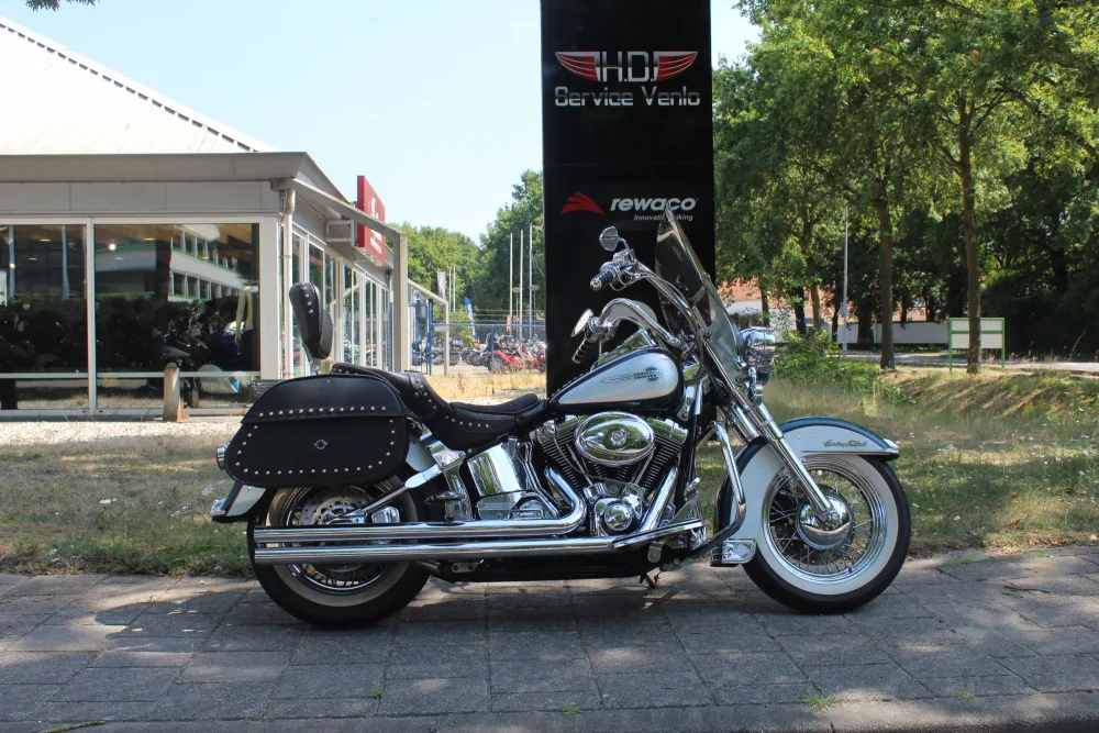 Harley-Davidson Heritage Softail (2004) — foto 1