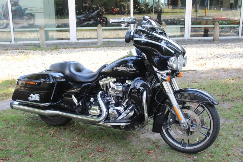 Harley-Davidson Street Glide (2014)
