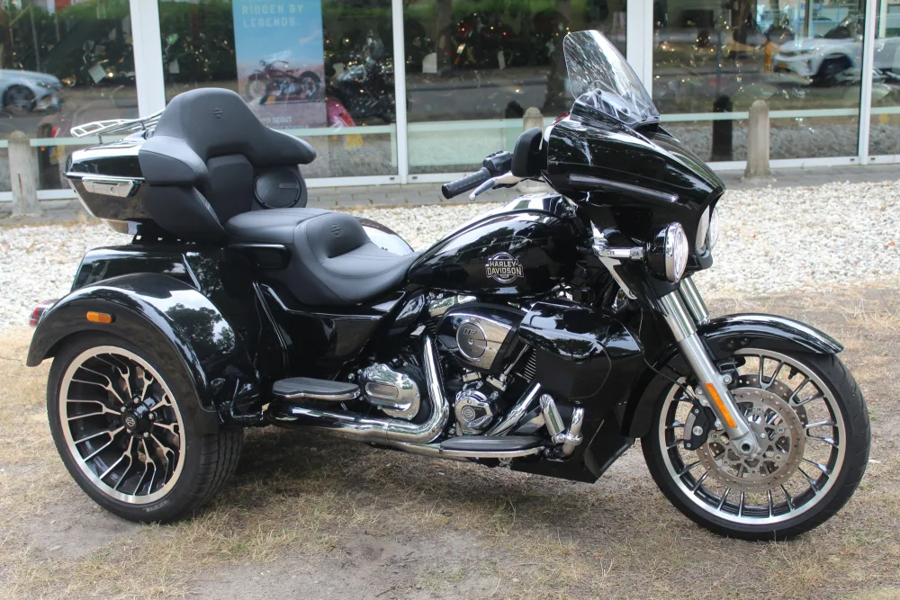 Harley-Davidson Street Glide (2026) — foto 1