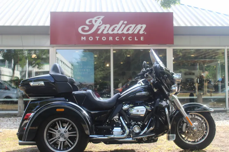 Harley-Davidson Tri Glide (2016)