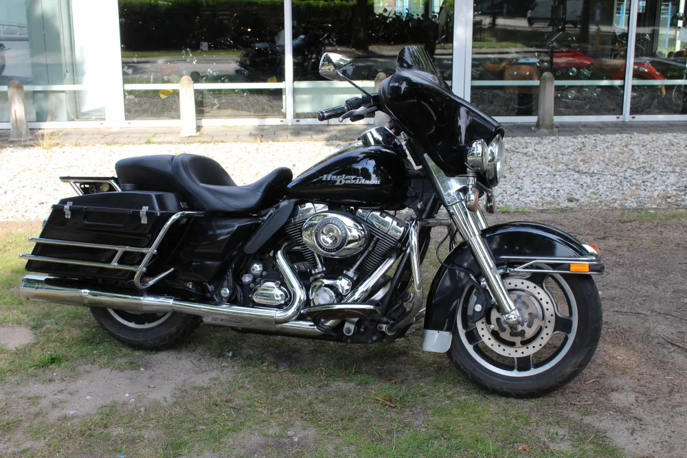 Harley-Davidson Ultra Classic FLHT- P Police Special (2010) — foto 1