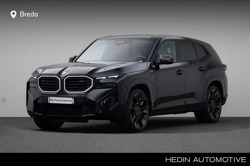 BMW XM (2025)