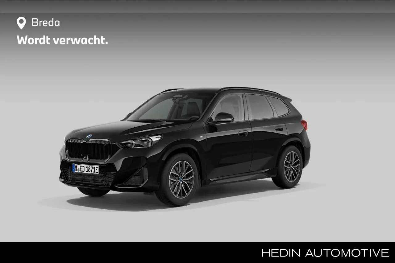 BMW iX1 (2023) — foto 1