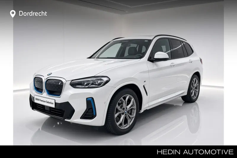 BMW iX3 (2023)