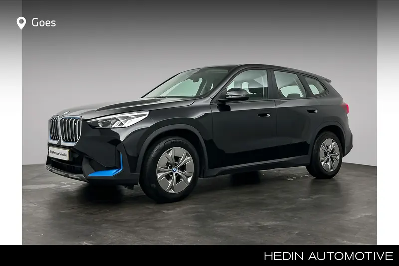BMW iX1 (2023)