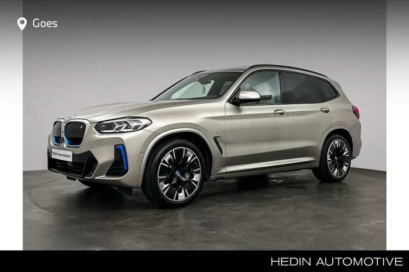 BMW iX3 (2024)
