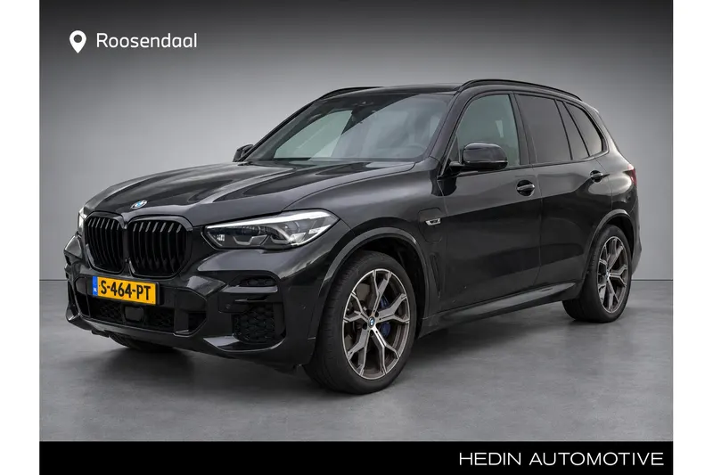 BMW X5 (2023)