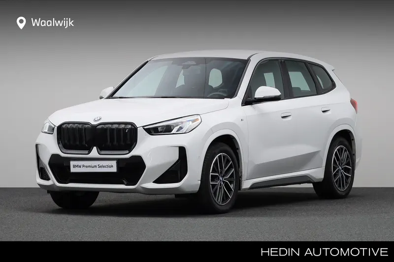 BMW iX1 (2023)