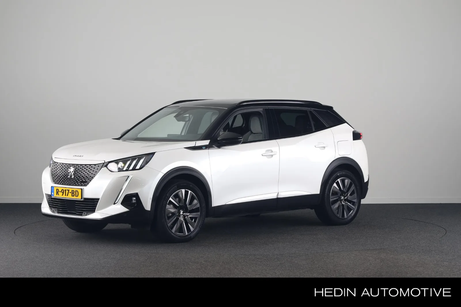 Peugeot e-2008 (2021) — foto 1