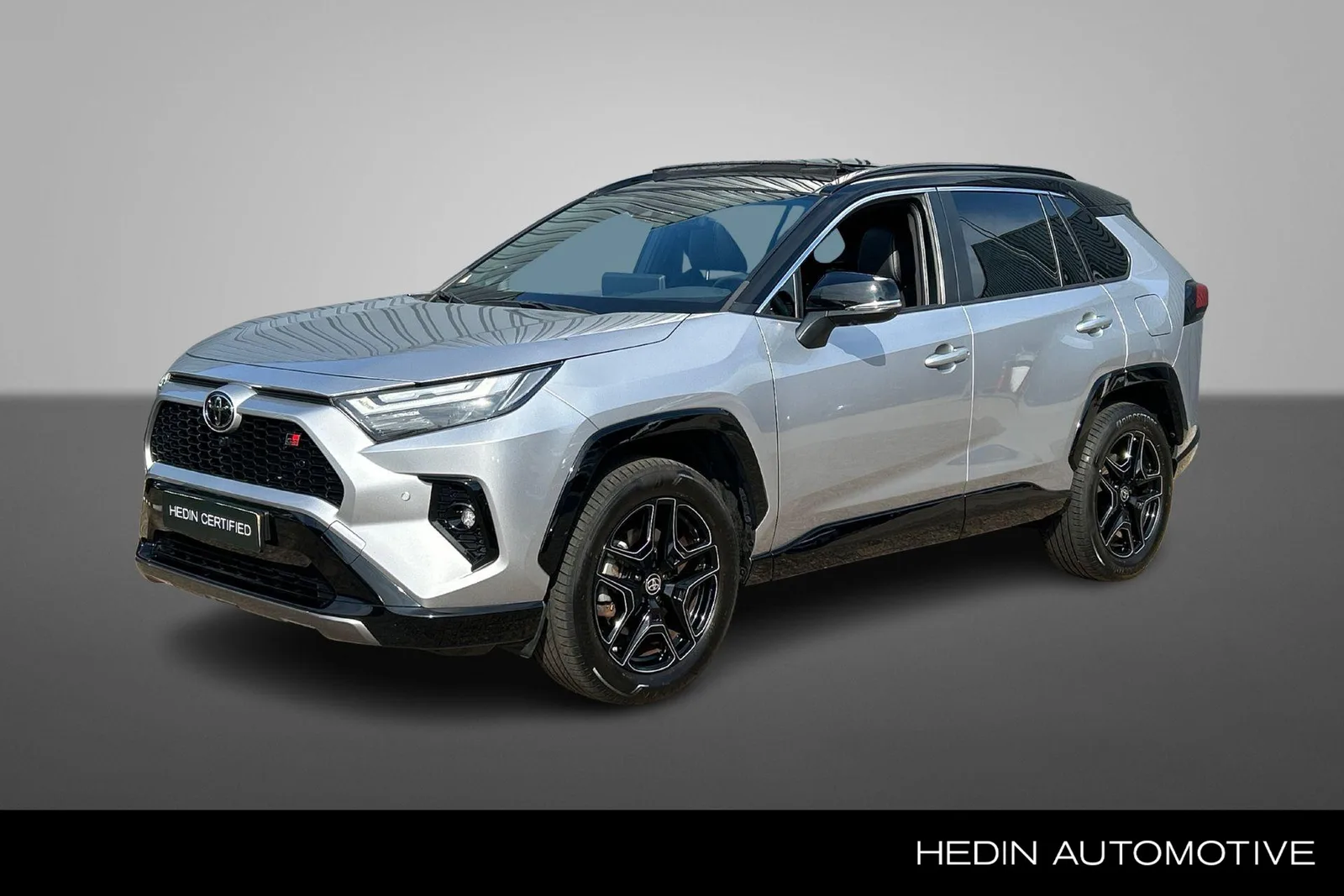 Toyota RAV4 (2024) — foto 1