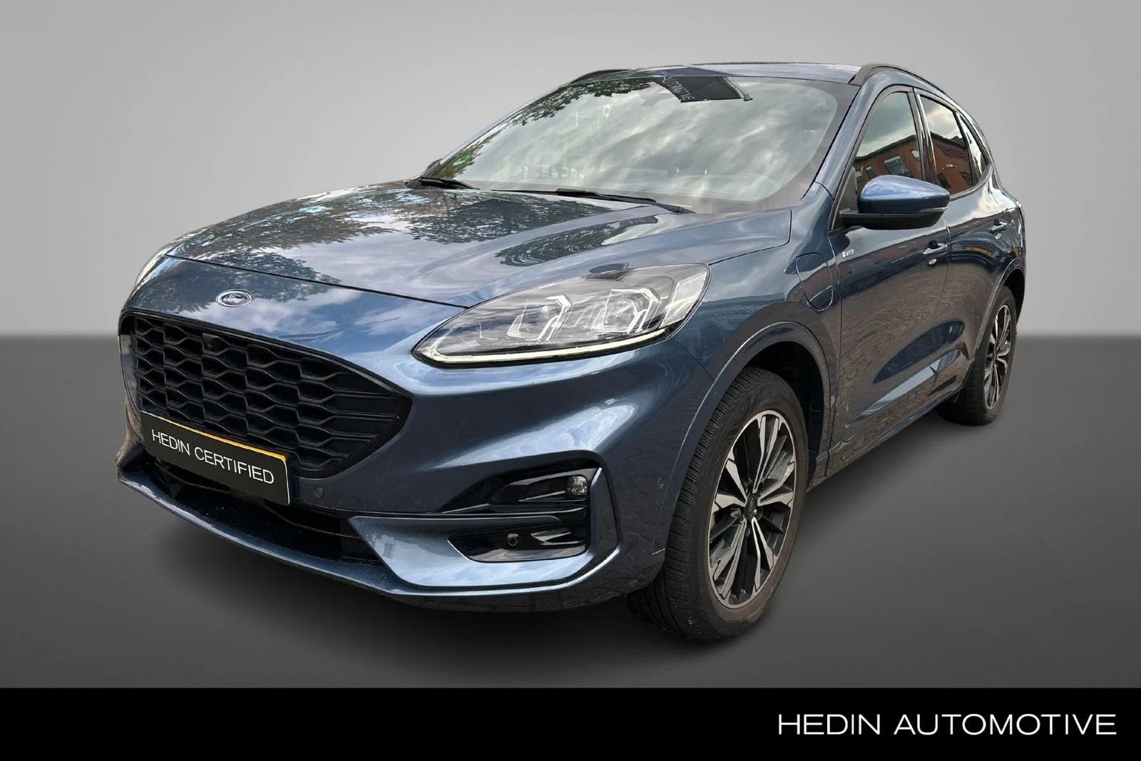 Ford Kuga (2021) — foto 1