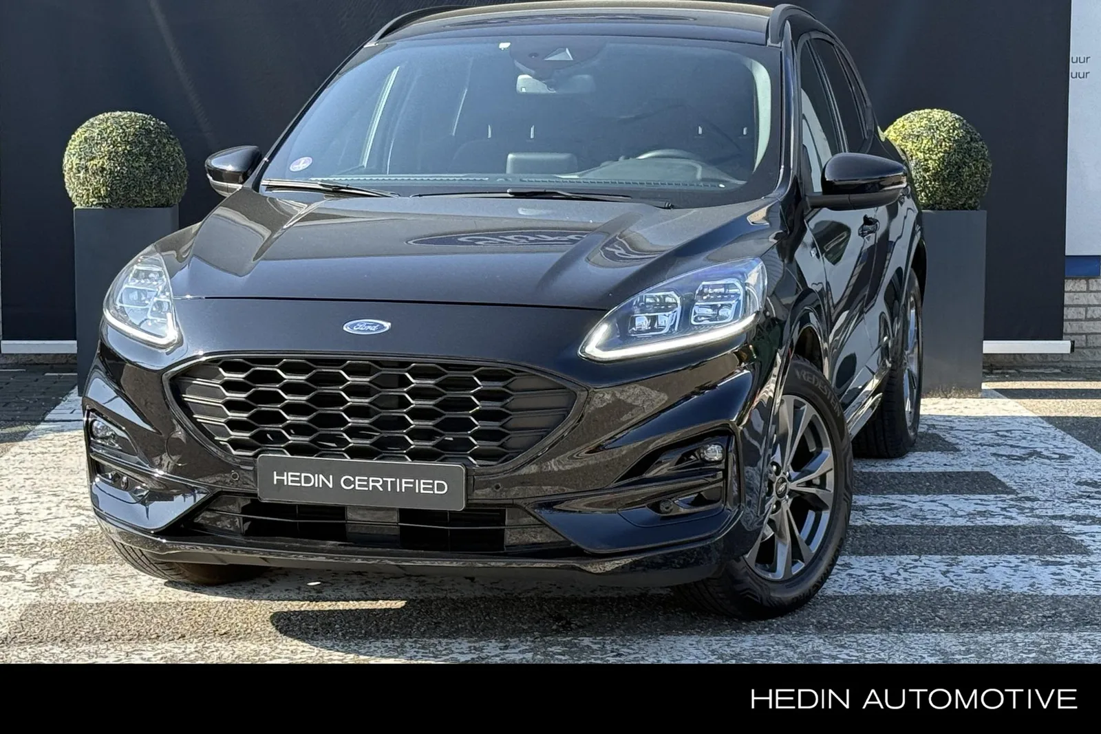 Ford Kuga (2021) — foto 1