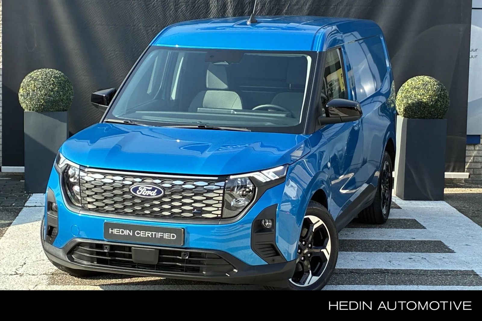 Ford E-Transit Courier (2026) — foto 1