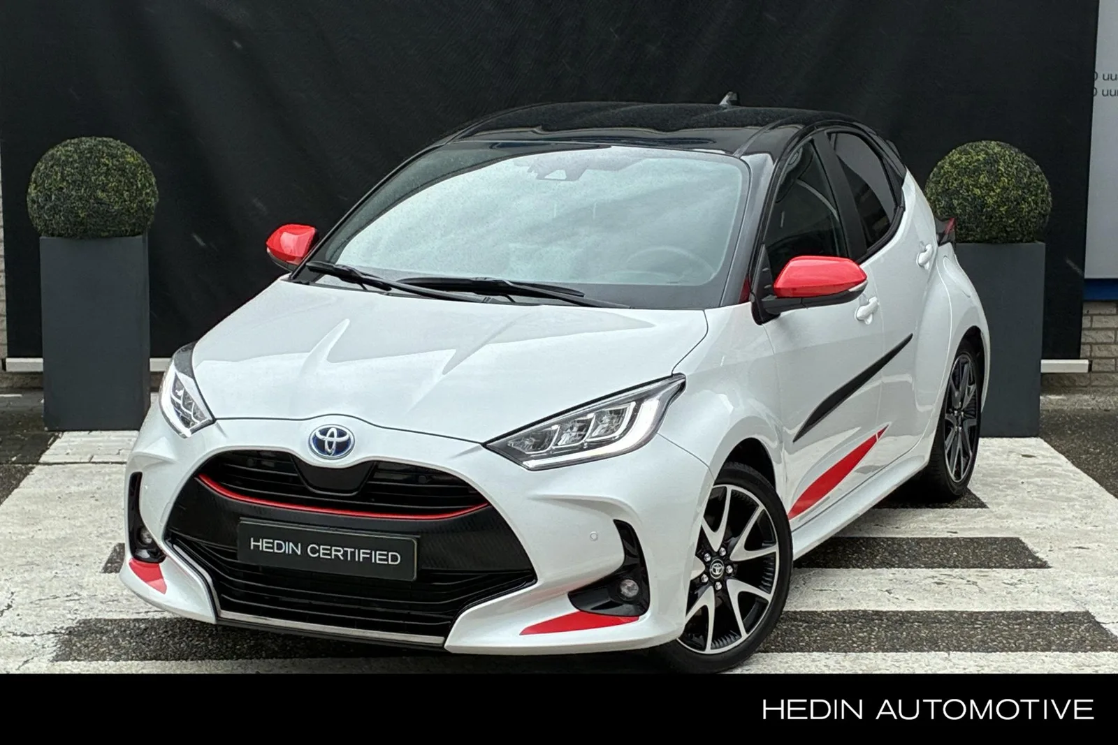 Toyota Yaris (2022) — foto 1
