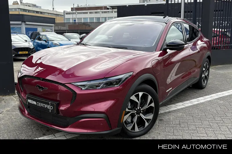 Ford Mustang Mach-E (2025)