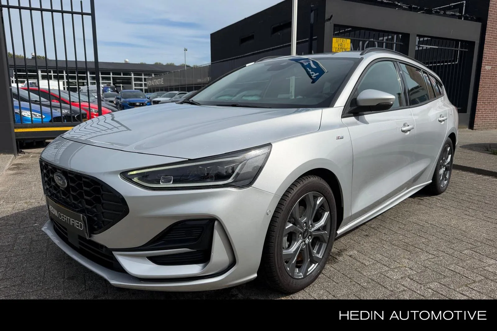 Ford Focus (2023) — foto 1