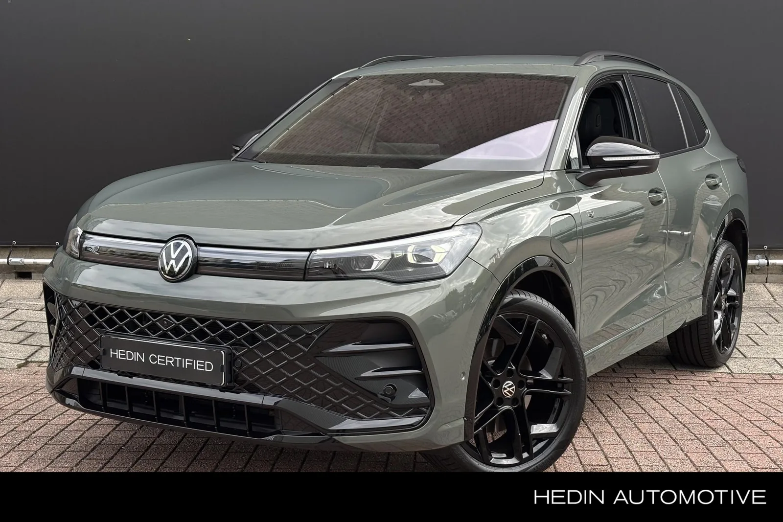 Volkswagen Tiguan (2024) — foto 1
