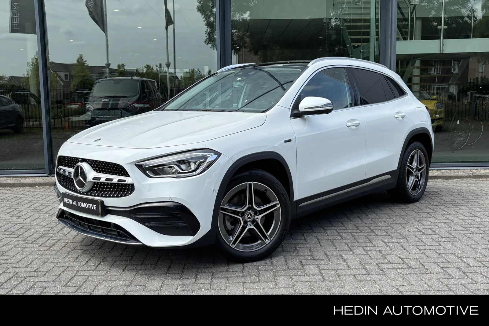 Mercedes-Benz GLA-Klasse (2021) — foto 1