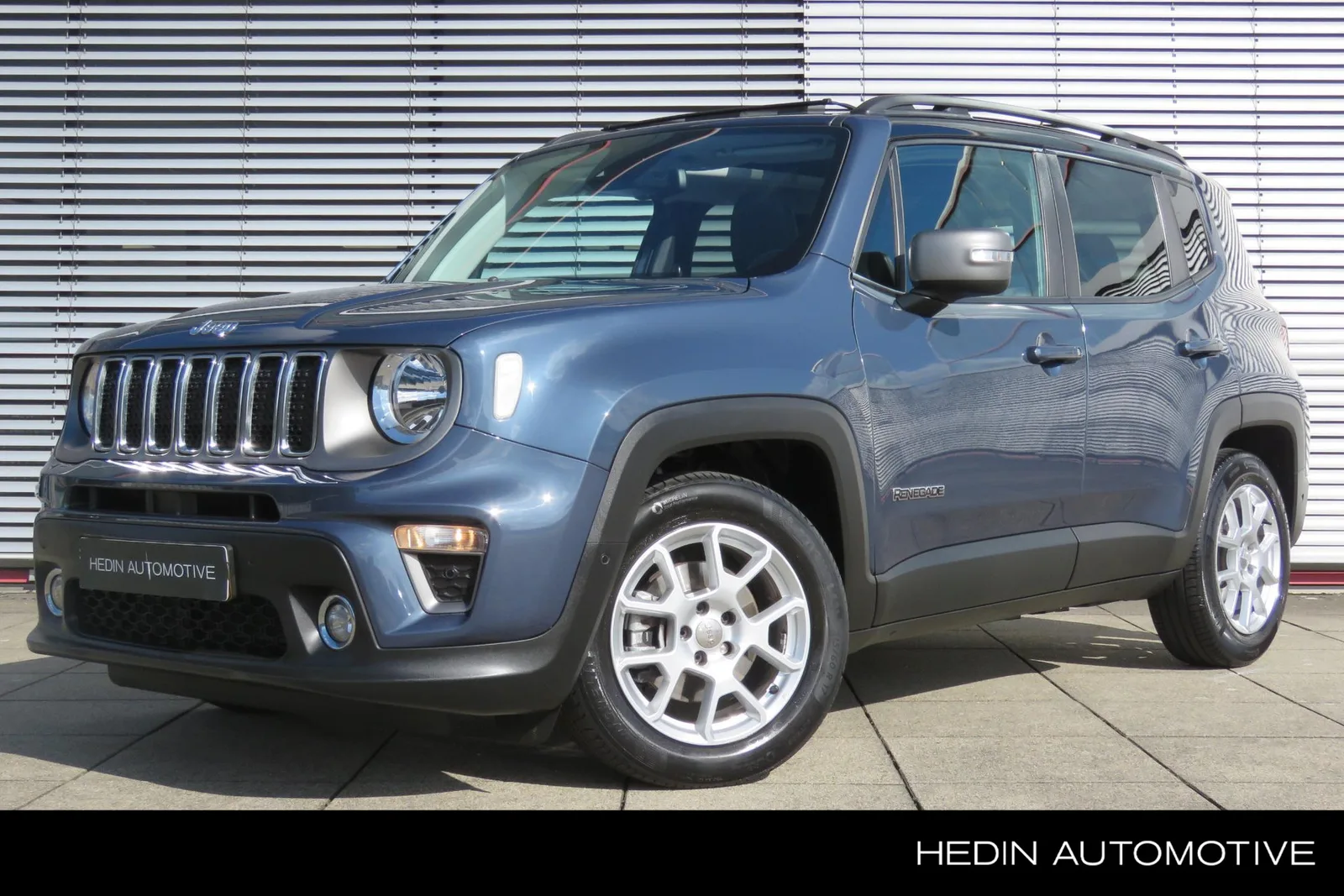 Jeep Renegade (2021) — foto 1