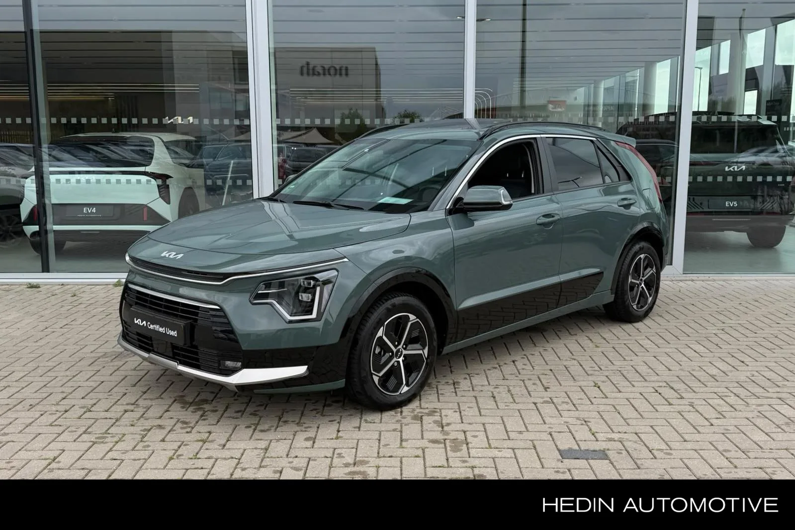 Kia Niro (2024) — foto 1