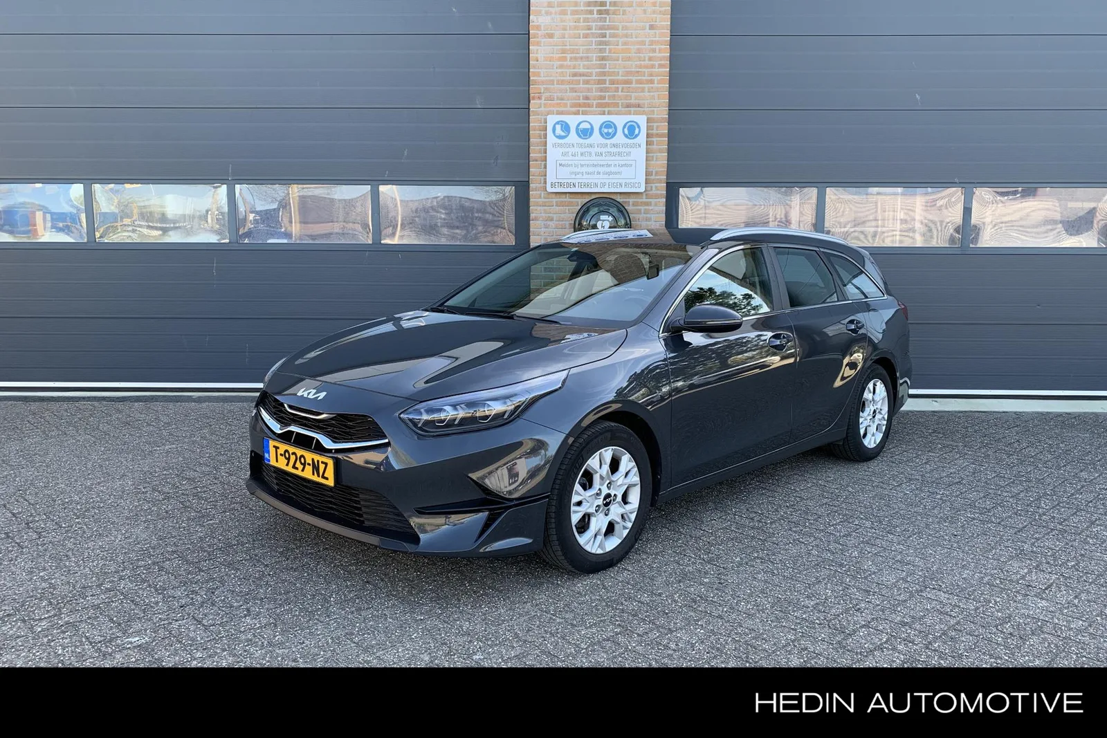 Kia Ceed (2023) — foto 1