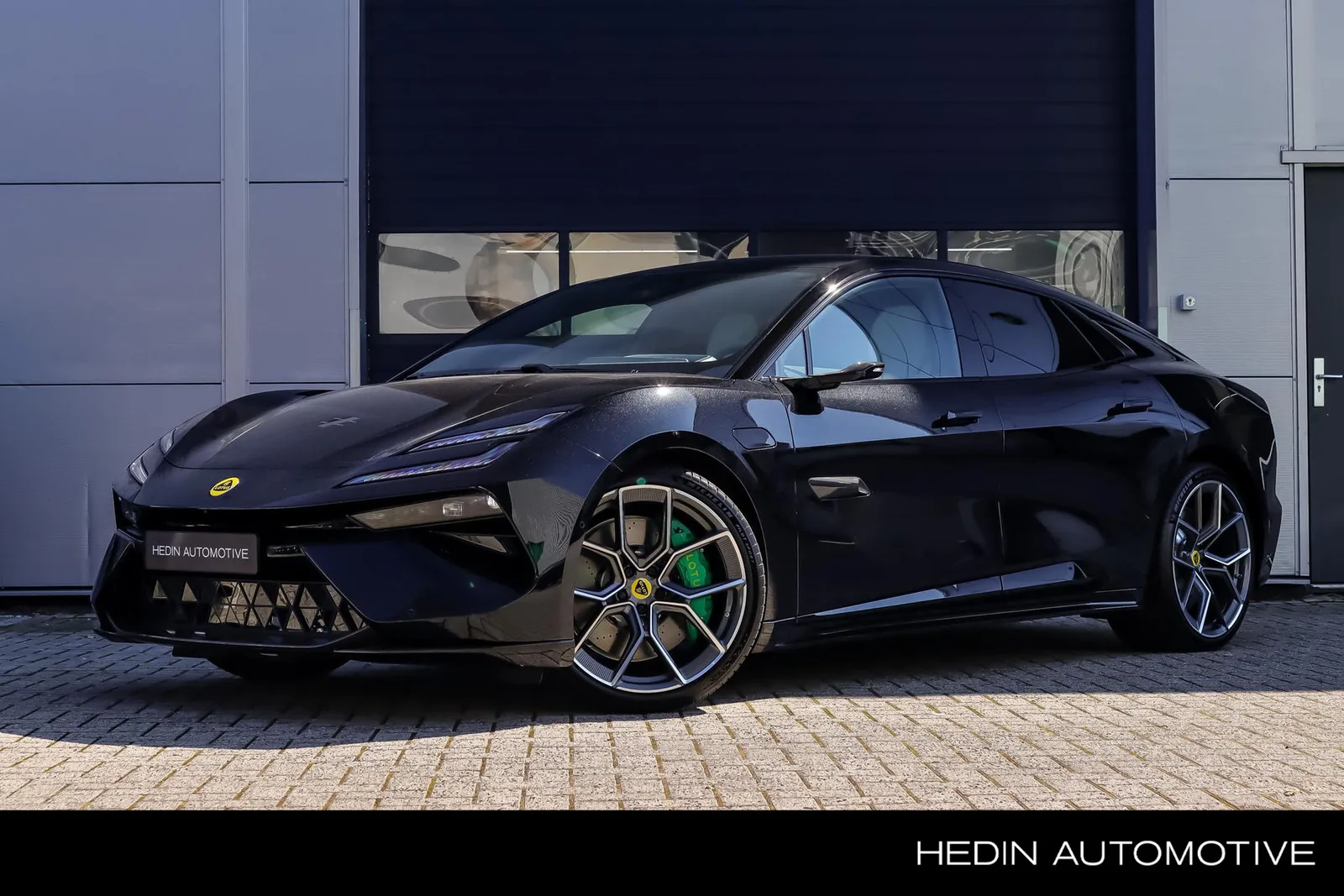Lotus Emeya (2026) — foto 1