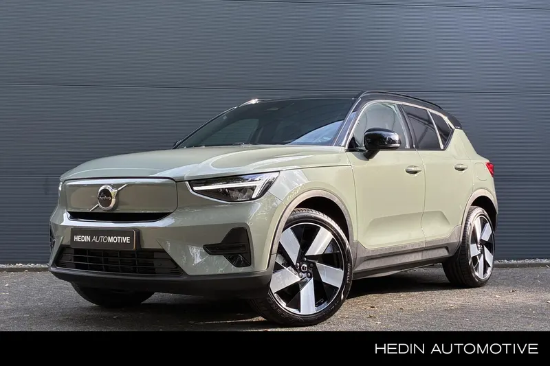 Volvo XC40 (2024)