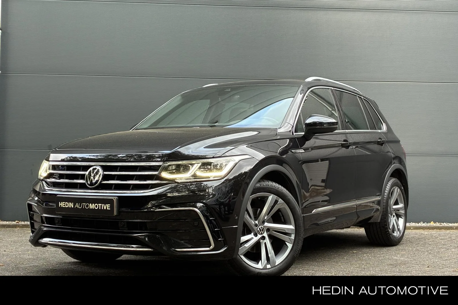 Volkswagen Tiguan (2021) — foto 1