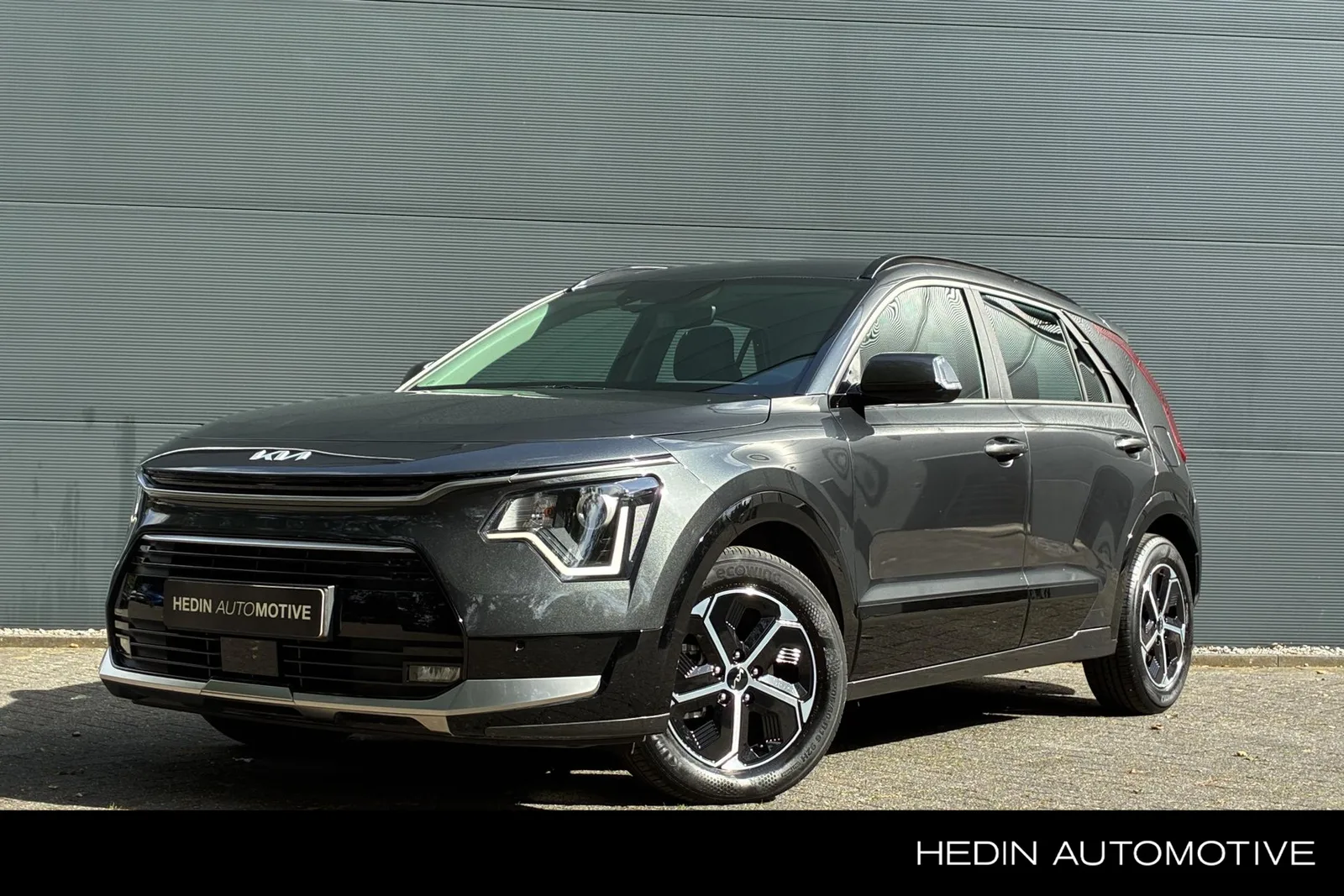 Kia Niro (2024) — foto 1