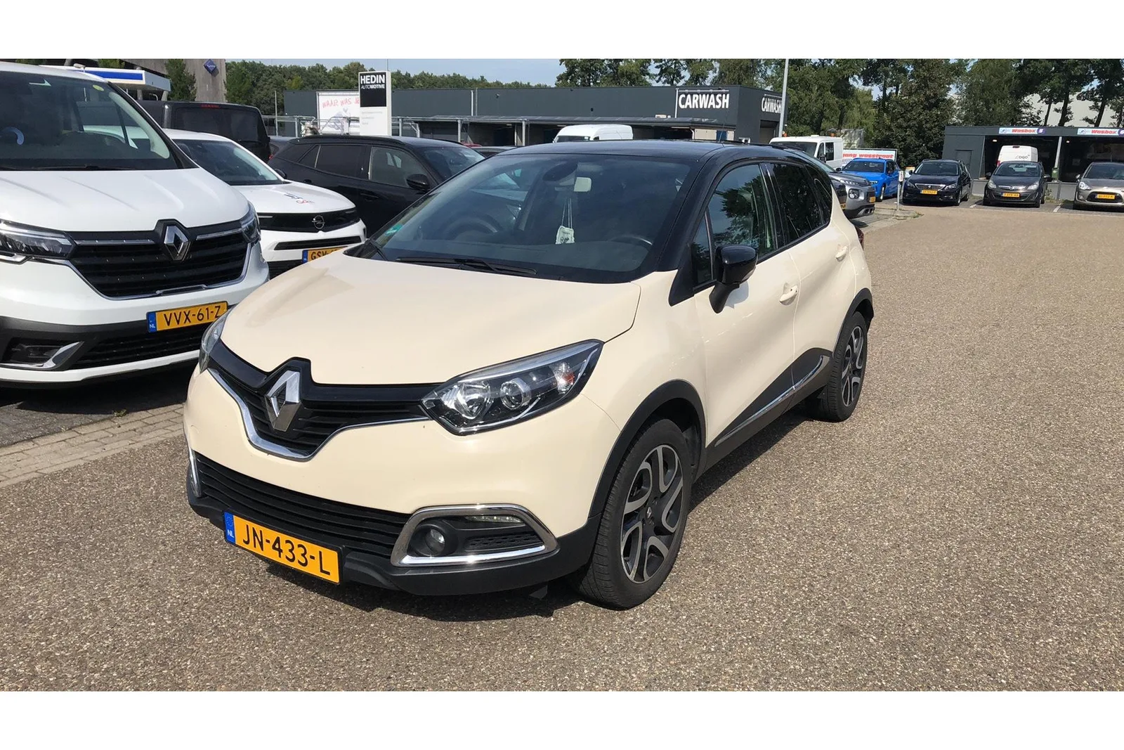 Renault Captur (2016) — foto 1