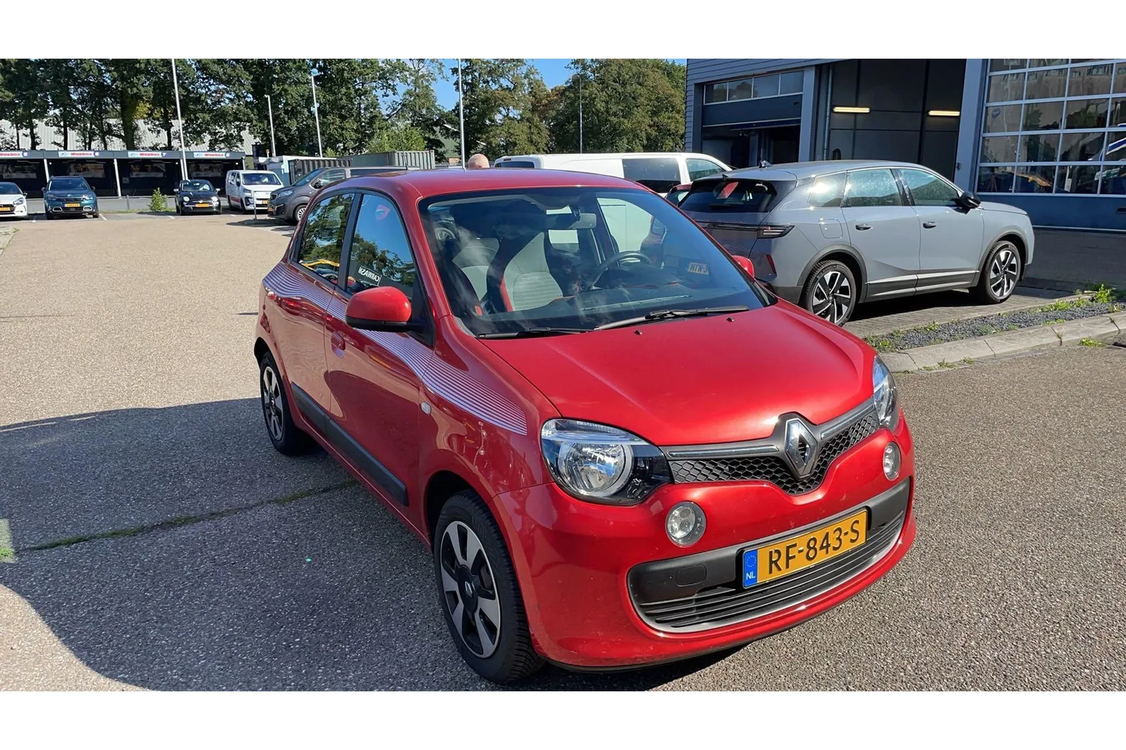 Renault Twingo (2017) — foto 1