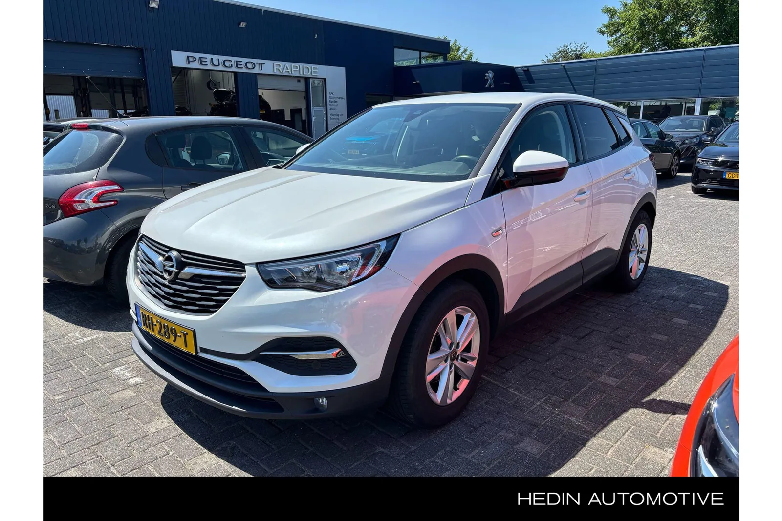 Opel Grandland (2017) — foto 1
