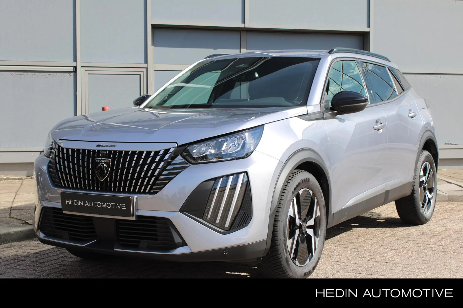 Peugeot 2008 (2025) — foto 1