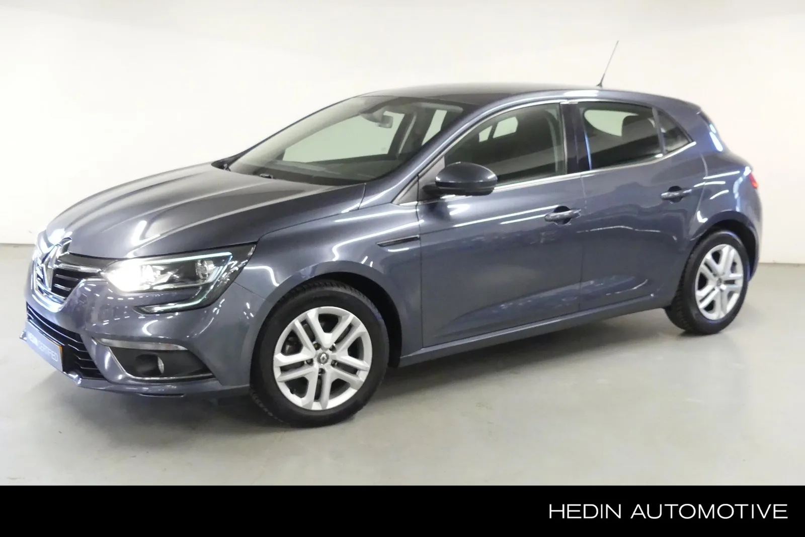 Renault Mégane (2018) — foto 1