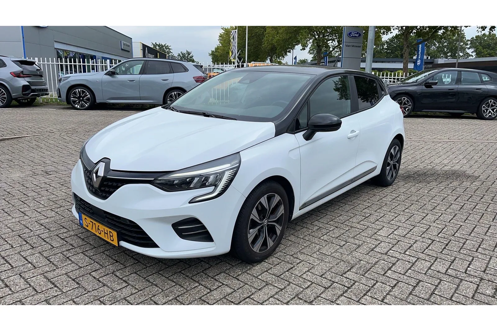 Renault Clio (2023) — foto 1