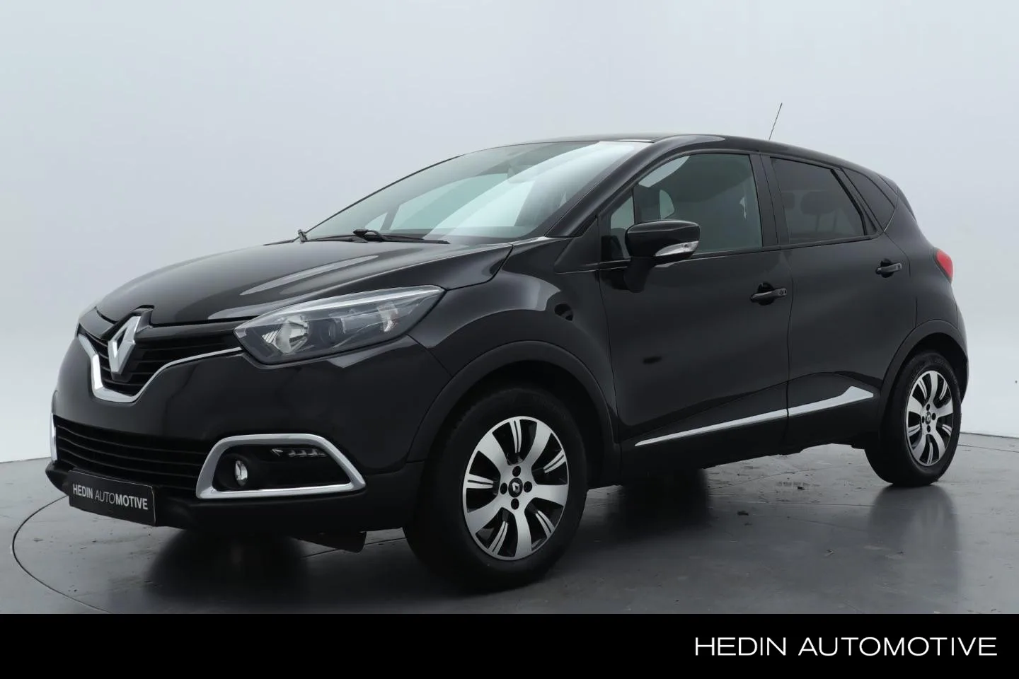 Renault Captur (2015) — foto 1