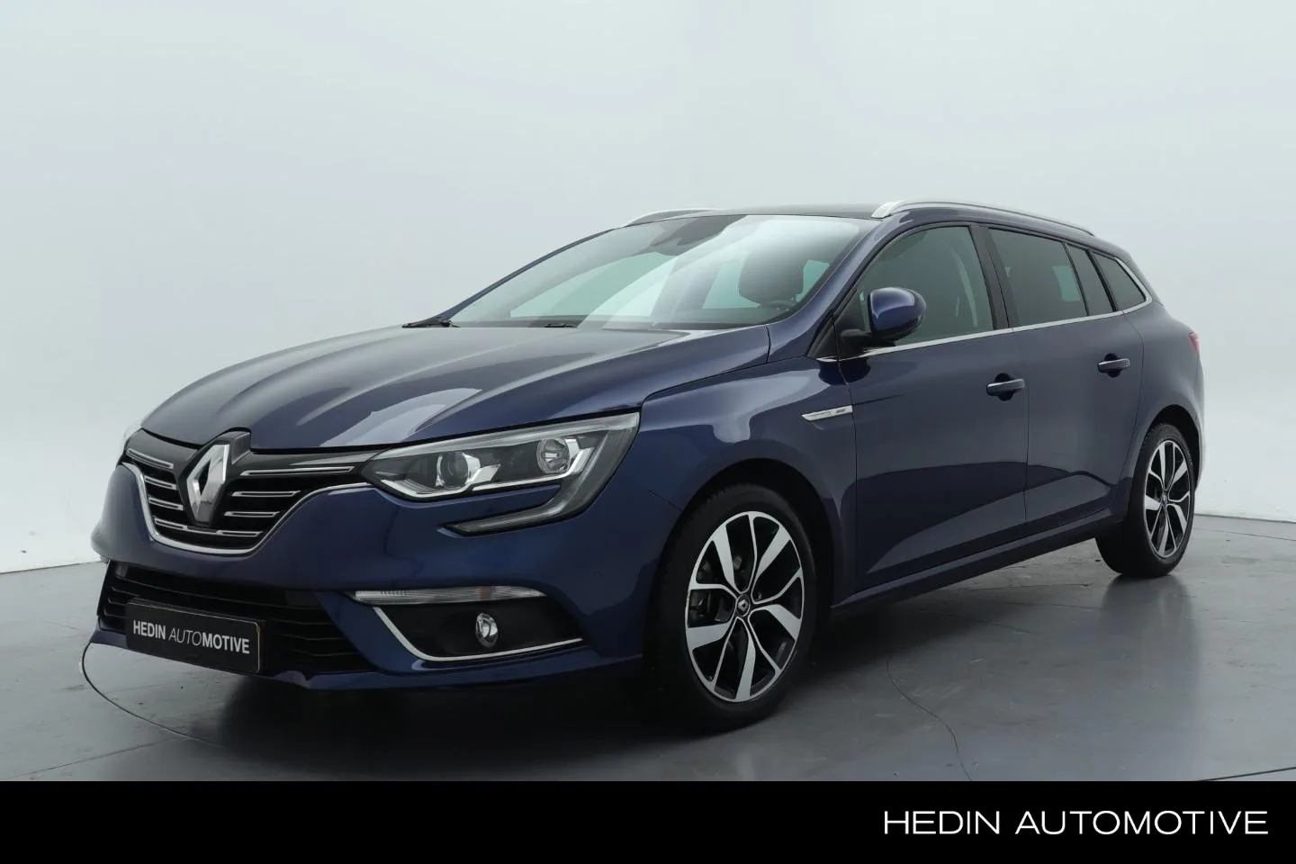 Renault Mégane (2020) — foto 1