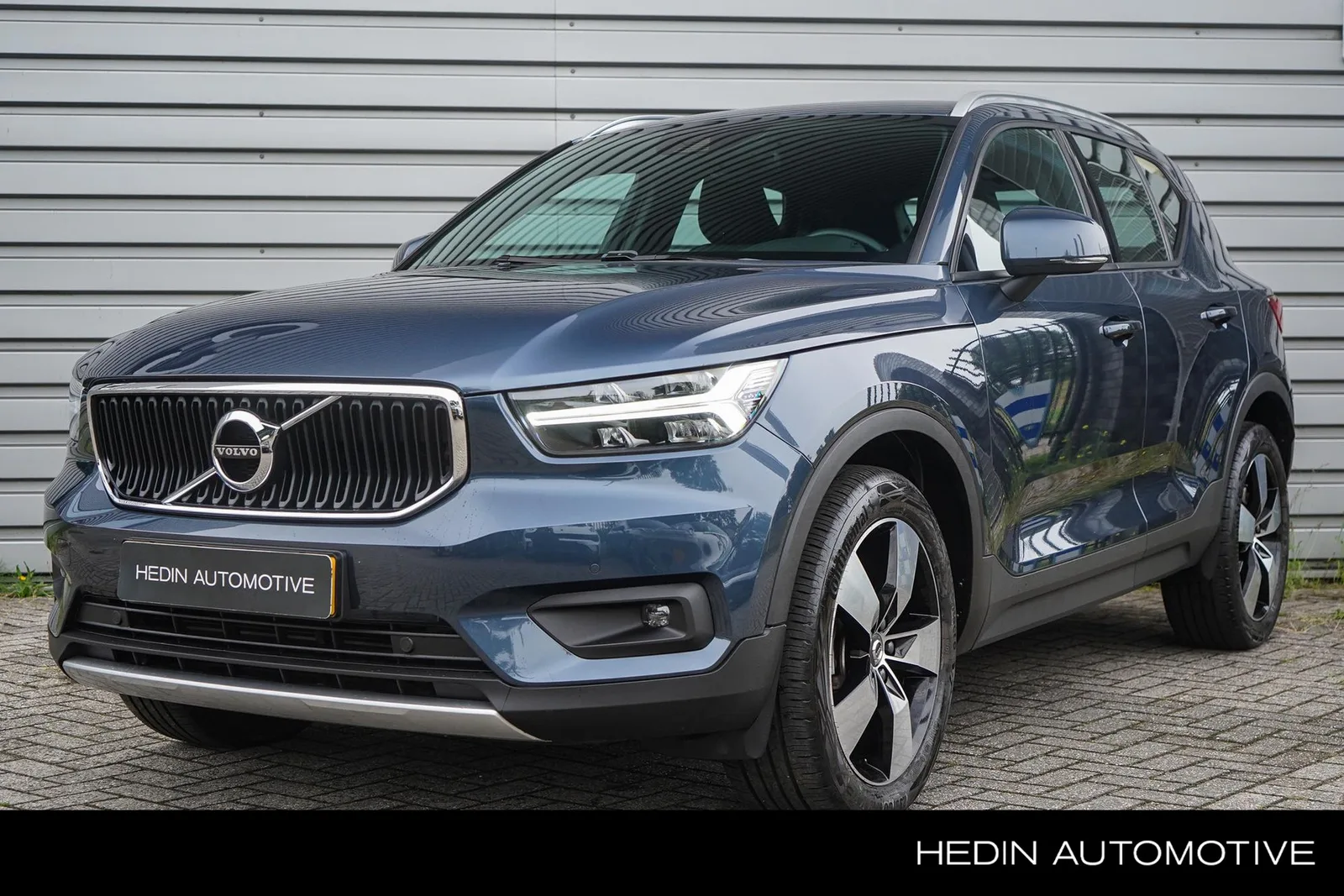 Volvo XC40 (2020) — foto 1