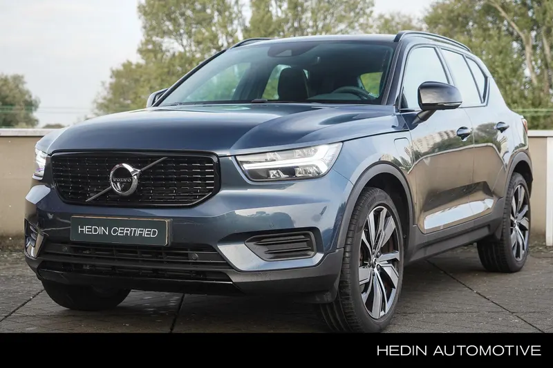 Volvo XC40 (2022)