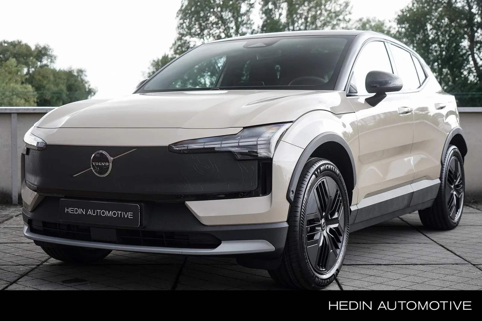 Volvo EX30 Cross Country (2026) — foto 1