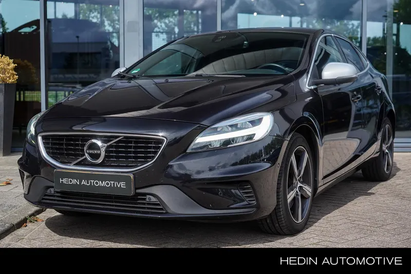 Volvo V40 (2018)