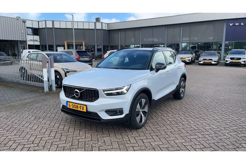 Volvo XC40 (2021)