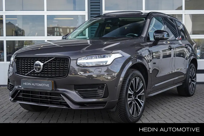 Volvo XC90 (2023)